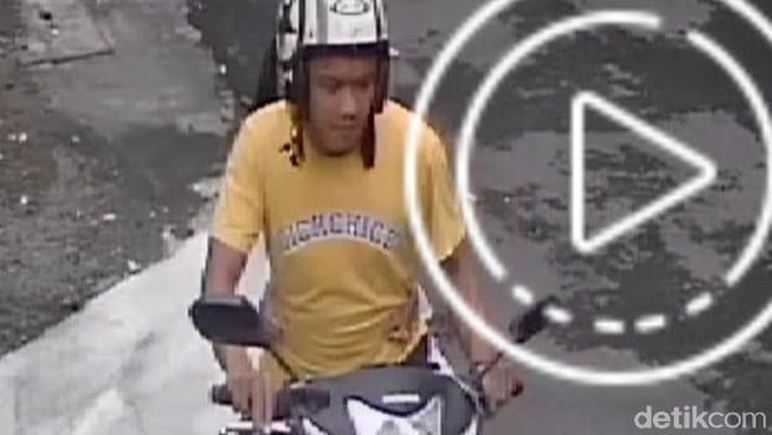 Viral pemotor culik dan buka-buka rok bocah di Yogyakarta, Jumat (13/3/2020).