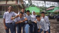 Viral Makanan Ditaruh di Bagasi Motor, Ternyata Dibuat Anak-anak SMA Cisarua