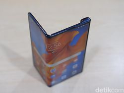 Menggenggam Ponsel Sultan Harga Rp 38 Juta dari Huawei