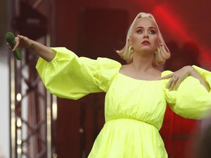 Katy Perry Akan Luncurkan Daises Sebelum Album Baru