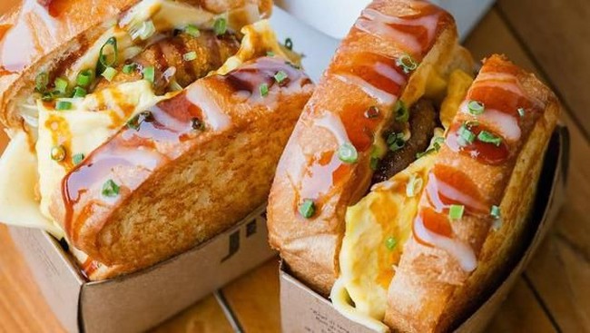 Sandwich Korea yang Lagi Tren Ada di 5 Tempat Ini