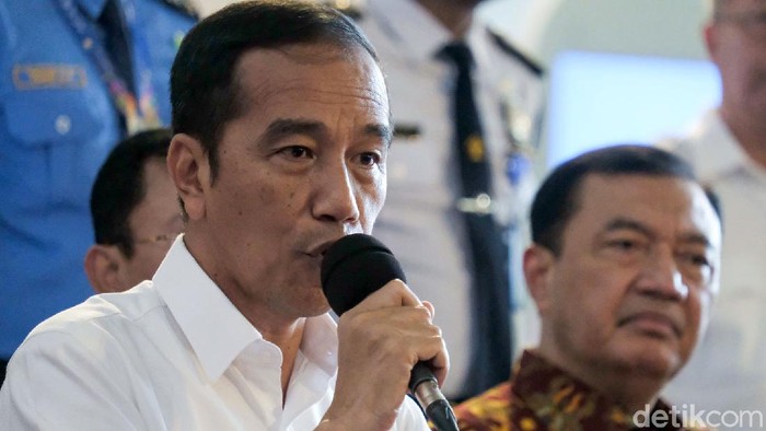 Lewat konferensi pers, Presiden Joko Widodo (Jokowi) buka-bukaan mengenai penanganan pemerintah terhadap virus corona COVID-19.