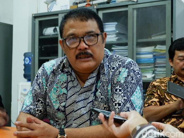 Sekretaris Dinas Pendidikan Kota Bandung Cucu Saputra
