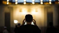 Namun, akan ada penyesuaian saat salat Jumat digelar termasuk mempersingkat khotbah dan memakai masker.