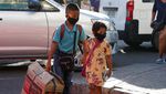 Terminal Bus di Manila Dipenuhi Warga Jelang Lockdown Imbas Corona