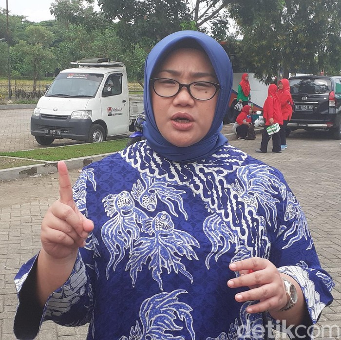 Bupati Sragen, Kusdinar Untung Yuni Sukowati, Sabtu (14/3/2020).
