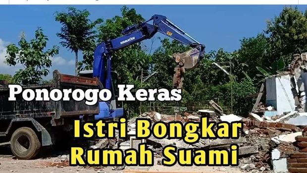 Viral Suami Selingkuh, Istri Robohkan Rumah Pakai Alat Berat