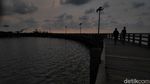 Corona Bikin Pantai Ancol Jadi Perawan