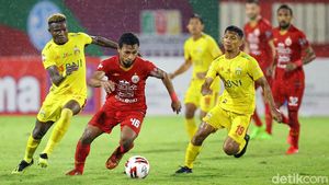 Perang Bintang Tanpa Pemenang di Stadion PTIK