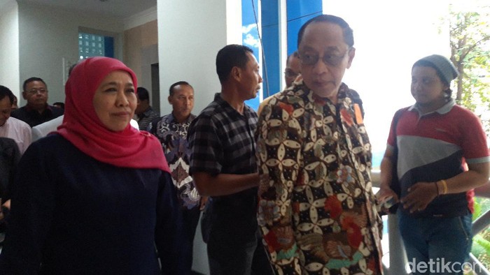 Gubernur Khofifah