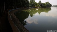 Biasanya wagra terlihat duduk-duduk di kawasan ini.