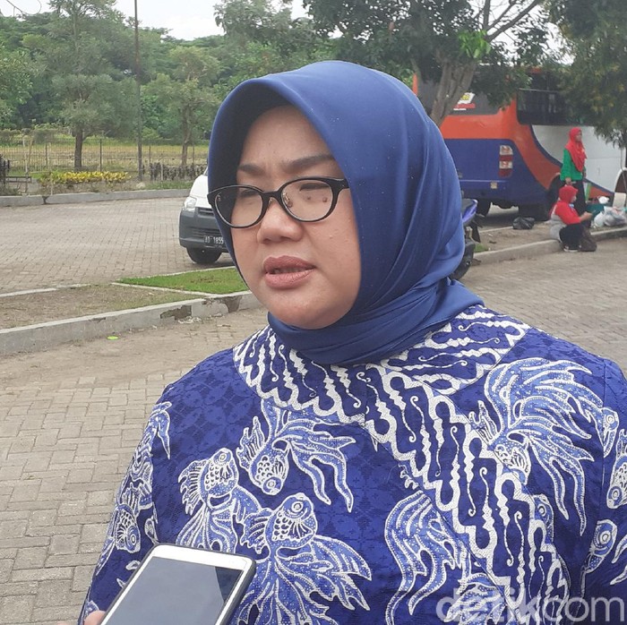 Bupati Sragen, Kusdinar Untung Yuni Sukowati, Sabtu (14/3/2020).