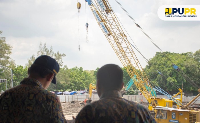 Revitalisasi Pasar Klewer Timur, Surakarta, Jawa Tengah dikebut. Targetnya, pada Juli mendatang proses pembangunan sudah rampung.