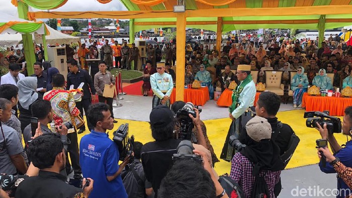 Gubernur Sulsel Nurdin Abdullah meresmikan Rumah Sakir Regional (RSR) Hasri Ainun Habibie (HAH)  (Hasrul Nawir/detikcom)