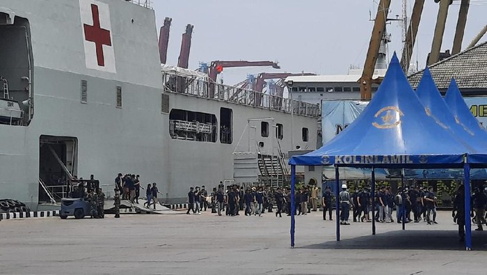 188 WNI ABK World Dream Dari Sebaru Tiba di Tanjung Priok