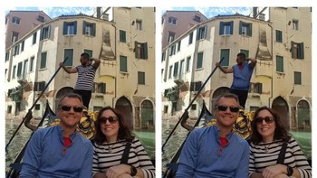 Niat hati ingin pakaian pengayuh gondola berbeda dari istrinya, tapi yang terjadi... Foto: James Fridman