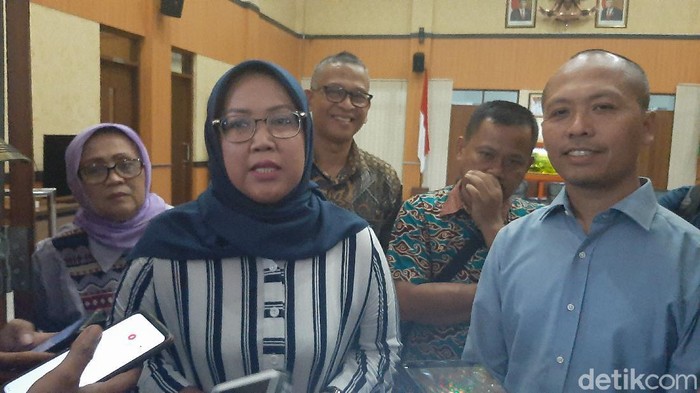 Bupati Bogor Ade Munawaroh Yasin