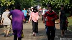 Melihat Aktivitas Warga Berolahraga di Kanal Banjir Timur