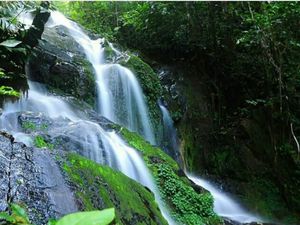 Air Terjun Seindah Ini Ada di Sumatera Barat