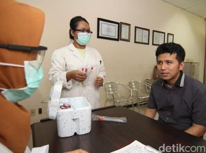 RS Unair Kekurangan APD virus Corona, Pemprov Jatim Kirim 1.000 Masker