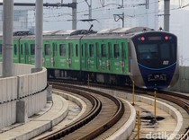 Penumpang MRT Tembus 163 Ribu/Hari saat Konser Coldplay