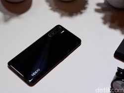 Unboxing Reno3, Jagoan Anyar Oppo Handal Foto dan Video