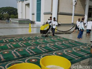 Cegah Corona, Masjid Al Akbar Siapkan Thermal Detector untuk Salat Jumat