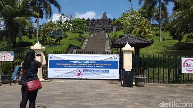 Momen Langka! Ketika Turis Hilang dari Candi Borobudur