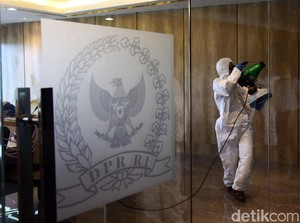 Komisi II DPR Kritik Keras Pemprov DKI soal Besaran Denda di Raperda Corona