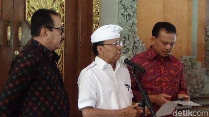 Gubernur Bali I Wayan Koster.