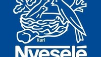 Logo perusahaan makanan yang terkenal di Indonesia ini juga jadi bahan meme dengan bahasa Malang. Bertuliskan, Kari nyesele, artinya tinggal rasa sesal saja. Foto: Instagram @memejahat_mlg
