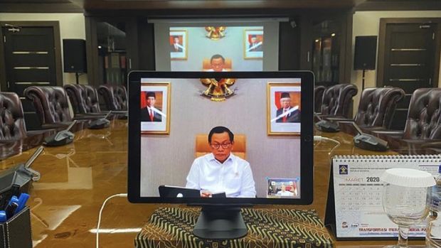 Antisipasi Tertular Corona, Jokowi Gelar Ratas Teleconference
