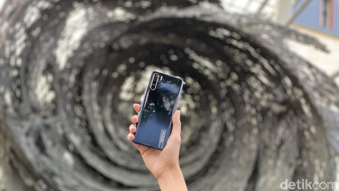 Oppo Reno3