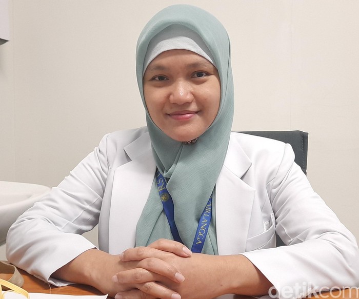 Ketua Satgas Corona RS Unair dr Prastuti Asta Wulaningrum SpS