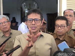 Status Terkait Corona Masih Ringan, Sekolah di Sumbar Belum Diliburkan