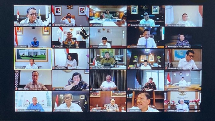 Jokowi ratas bersama para menteri (Dok. Instagram Pramono Anung)