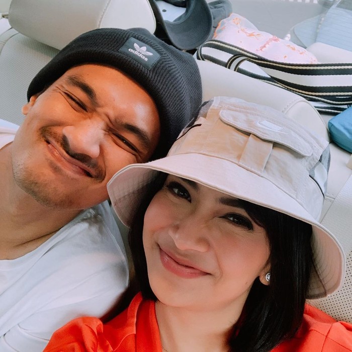 Vanessa Angel dan Bibi (Instagram vanessaangelofficial)