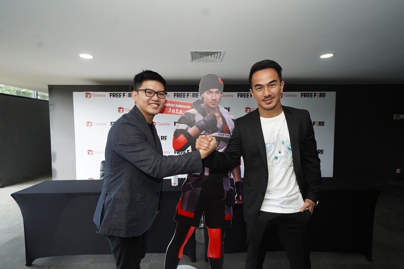 Aktor kebanggan Tanah Air, Joe Taslim terpilih menjadi karakter lokal yang hadir di game bertaraf internasional Free Fire.