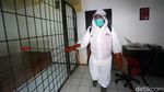 Polsek Menteng Juga Disemprot Disinfektan untuk Cegah Corona