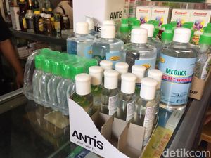 Pemerintah Bebaskan Cukai Etil Alkohol Buat Hand Sanitizer
