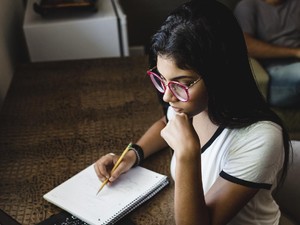 Curhat Para Mahasiswa, Ini 7 Masalah Kuliah Online