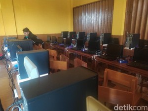 UNBK Ditunda Gegara Corona, Siswa SMK di Cianjur Surati Ridwan Kamil