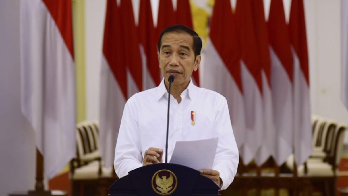 Presiden Jokowi menggelar konferensi pers di Istana Bogor mengenai penanganan virus corona Covid-19.