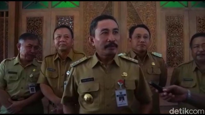 Bupati Pati, Haryanto, Senin (16/3/2020).