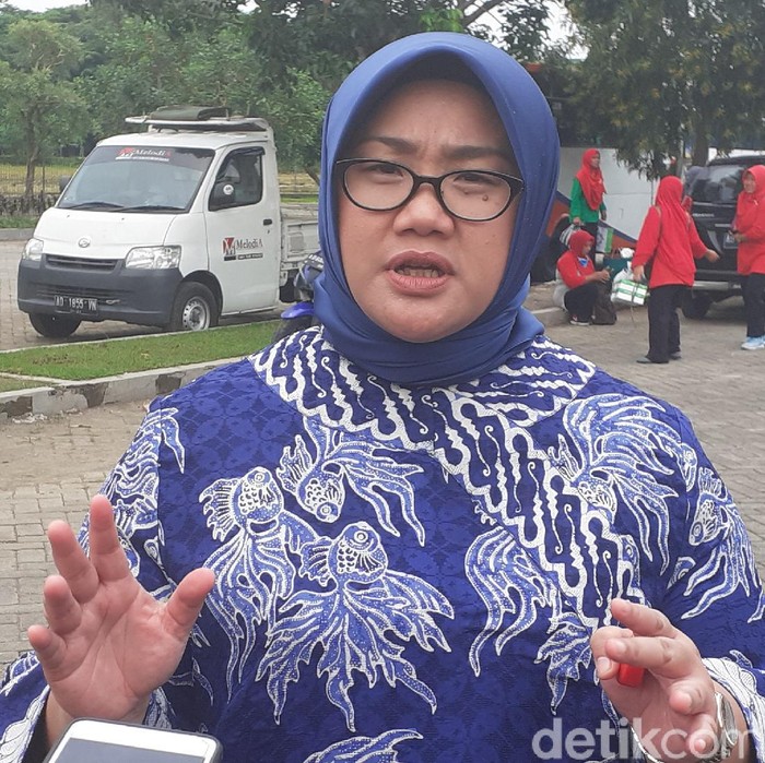 Bupati Sragen, Kusdinar Untung Yuni Sukowati, Senin (16/3/2020).