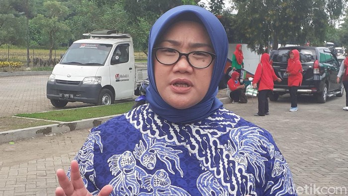 Bupati Sragen, Kusdinar Untung Yuni Sukowati, Senin (16/3/2020).