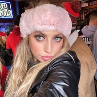 Mendapatkan banyak kritik dan kecaman, Ava pun memberikan pembelaannya di Twitter dan mengatakan bahwa itu bukan hal terburuk yang ia lakukan. Ia juga mengklaim aksinya itu adalah bagian dari eksperimen sosial dan mengetahui bagaimana orang bereaksi dan bisa menjadi marah. Foto: Instagram