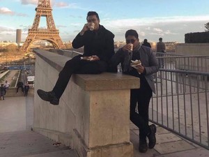 Netizen Tajir Melintir, Ajak Temannya Ngopi Dadakan ke Paris