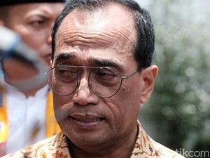 3 Ancaman Serius Corona ke Bisnis Penerbangan