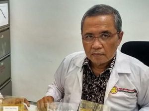Prof Nidom Sebut Varian Corona Eek Mutasi dari B117 dan Lebih Ganas